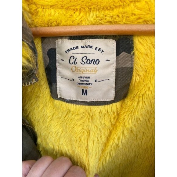 Camouflage Military Style Puffer Jacket Fleece Lining Medium - Picture 8 of 10